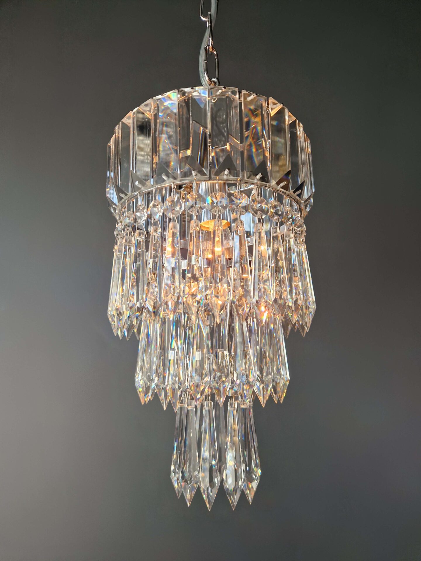 obere ansicht kleine deckenleuchte silber mit glaselementen