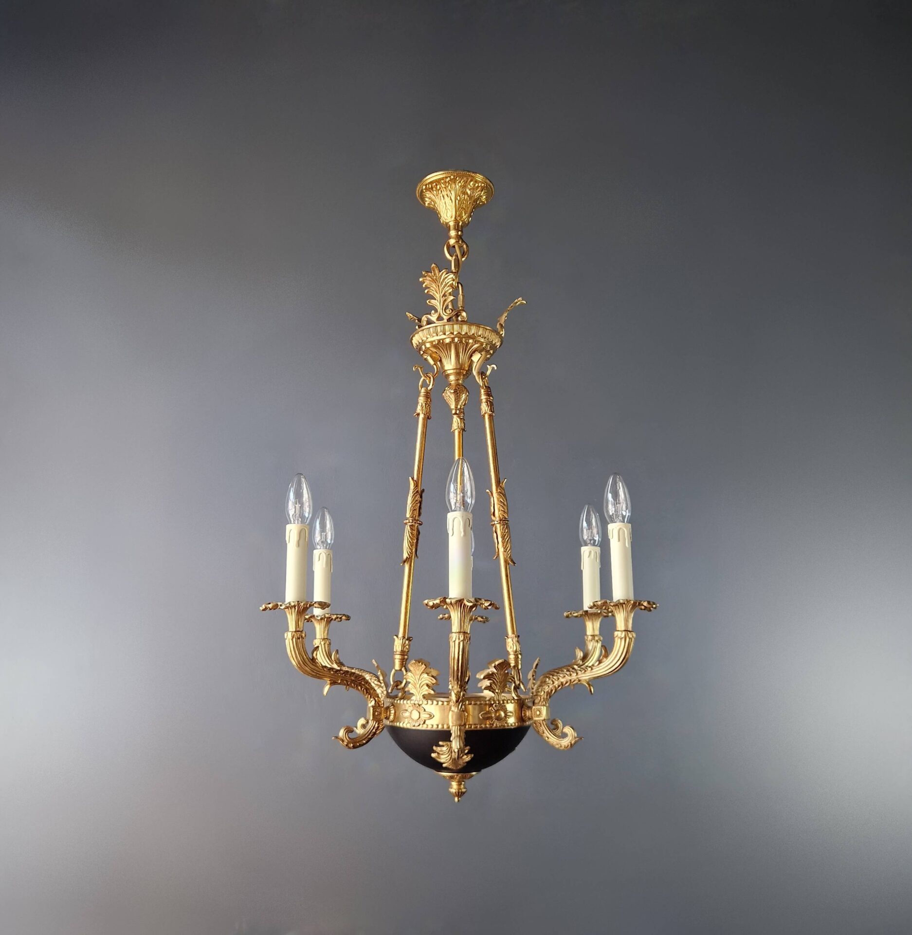 vollständiger kleiner Empire Kronleuchter elegant und klassisch