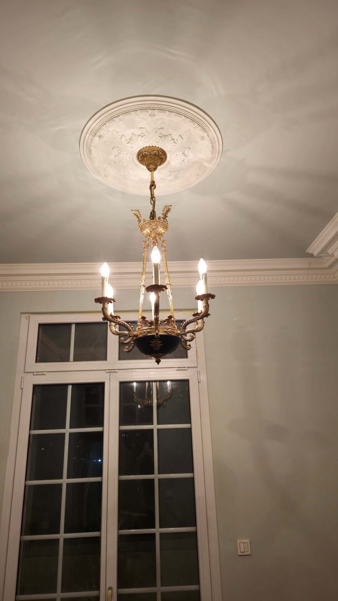 kleiner Messing Empire Kronleuchter mit Kristall elegant klassisch